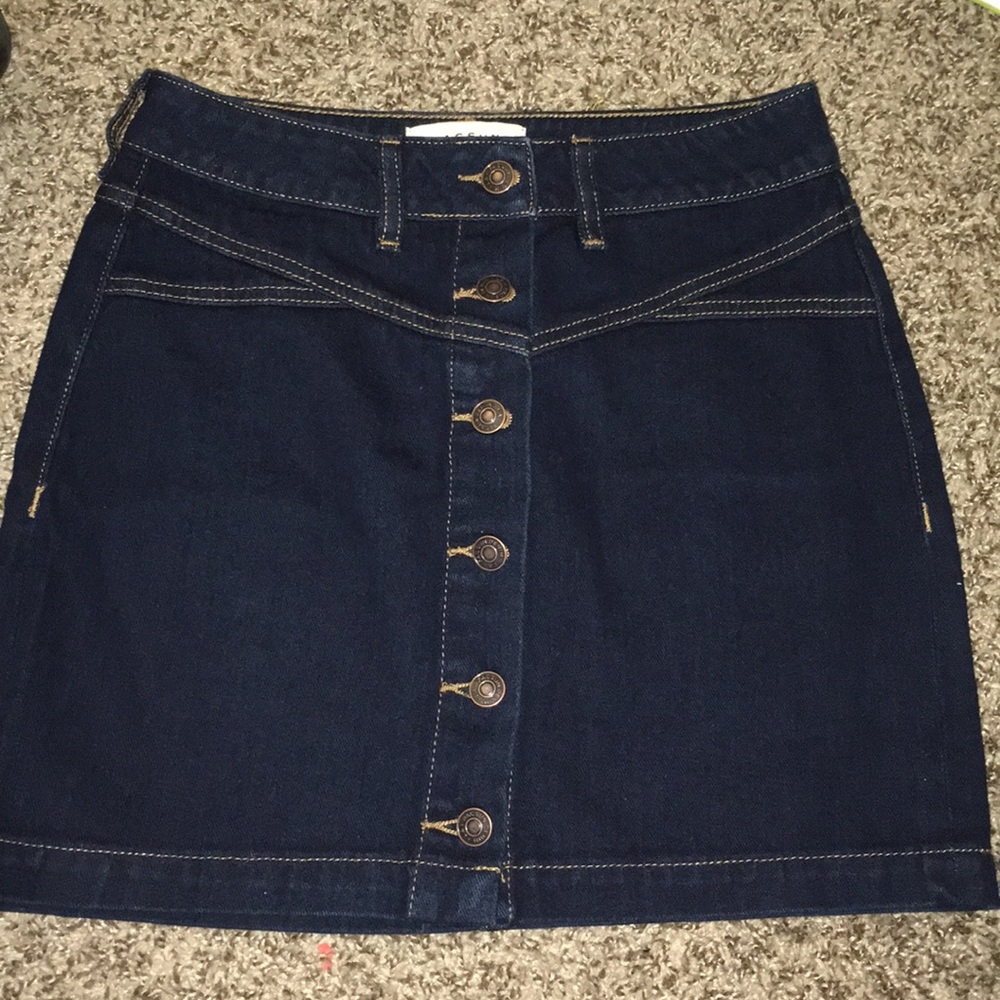 High waisted skirt